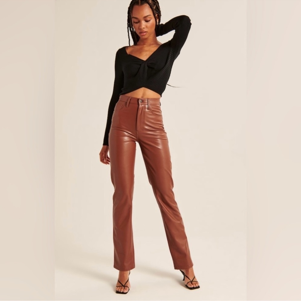 Abercrombie & Fitch Vegan Leather 90s Straight Pants in Brown